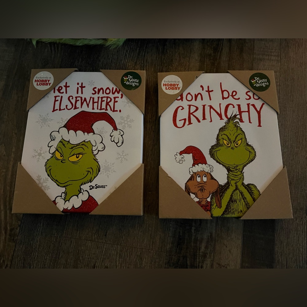 Grinch Decor